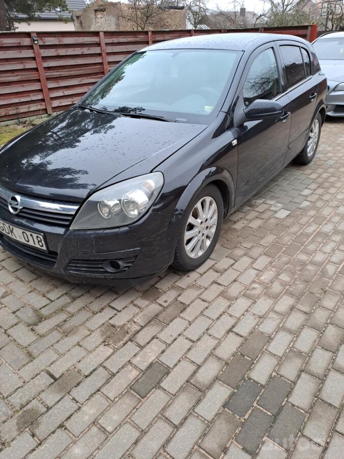 Opel Astra H Hatchback