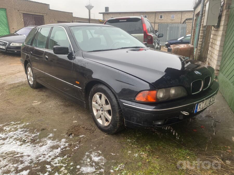 BMW 5 Series E39 Touring wagon