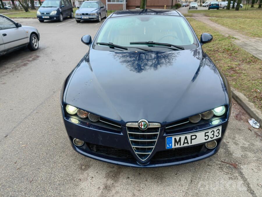 Alfa Romeo 159 1 generation Sedan