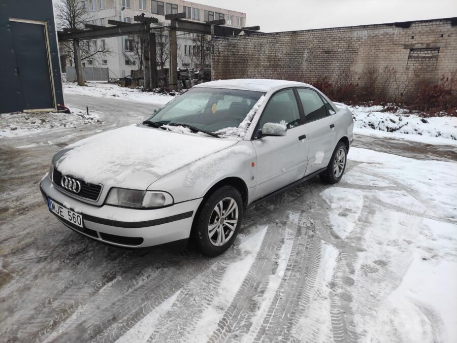 Audi A4 B5 Sedan