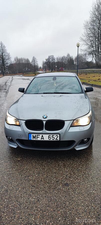 BMW 5 Series E60/E61 Sedan