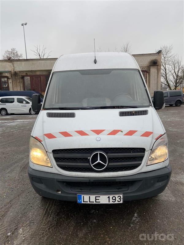 Mercedes-Benz Sprinter Second generation