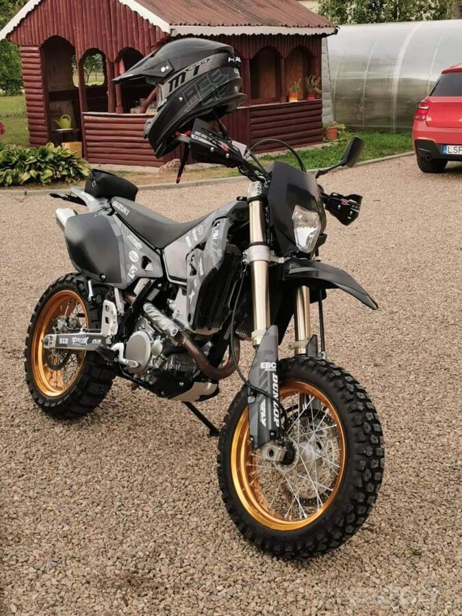 Suzuki DR-Z