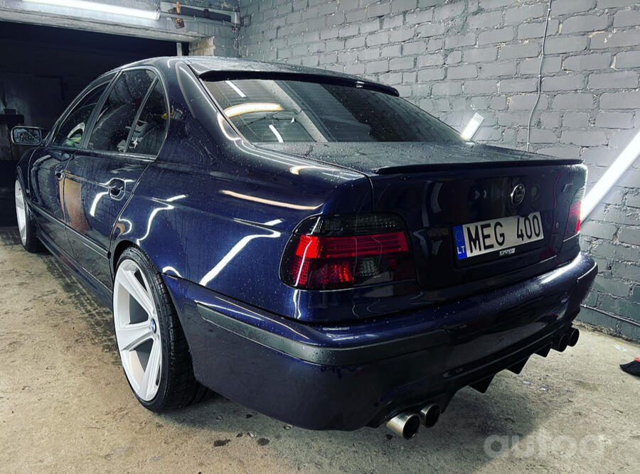 BMW 5 Series E39 Sedan 4-doors