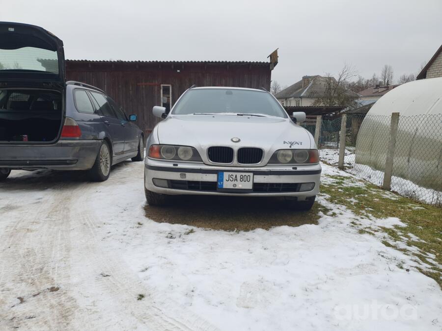 BMW 5 Series E39 Touring wagon