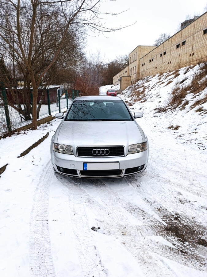 Audi A4 B6 Sedan