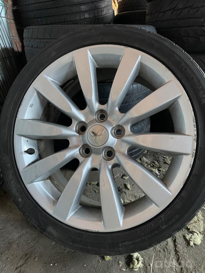 Mitsubishi, stop lekki