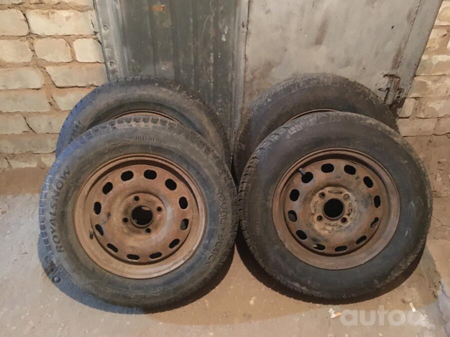 Ford, stal tłoczona