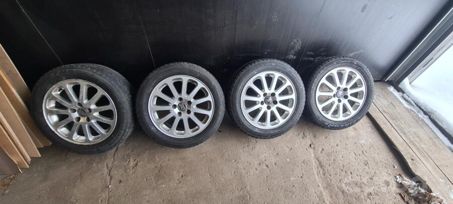 Volvo, stop lekki
