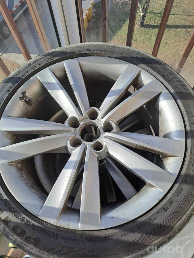 Seat, stop lekki