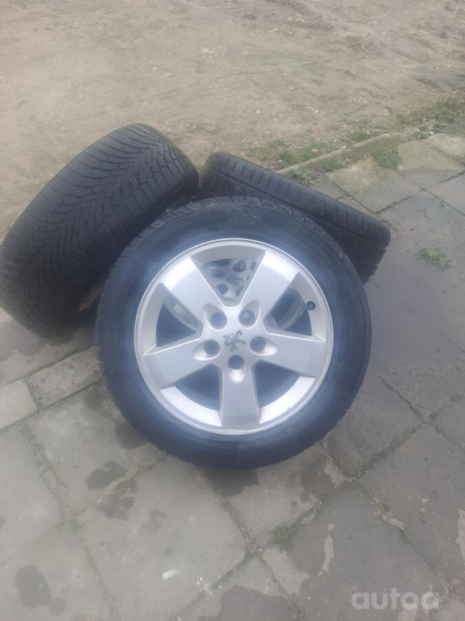 Peugeot, stop lekki