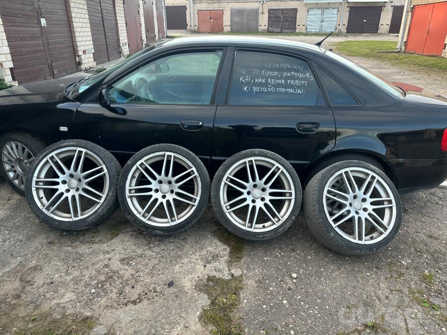 Audi, stal tłoczona