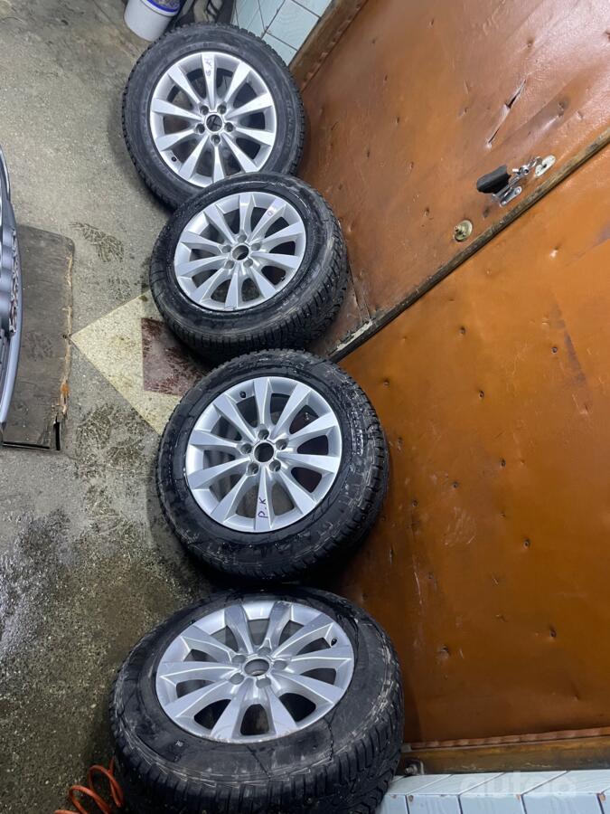 Audi, stop lekki