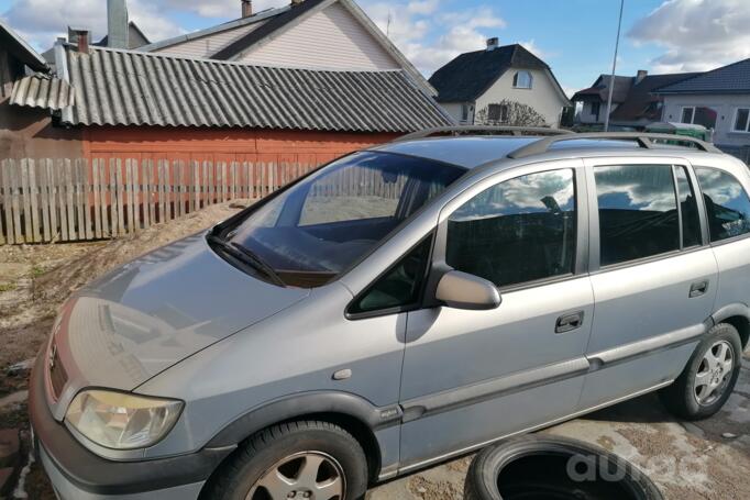 Opel Zafira A Minivan 5-doors