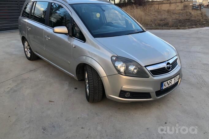Opel Zafira B Minivan 5-doors