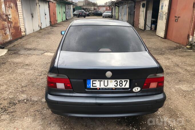 BMW 5 Series E39 Sedan 4-doors