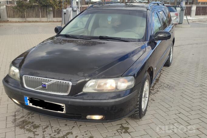 Volvo V70 2 generation R wagon 5-doors