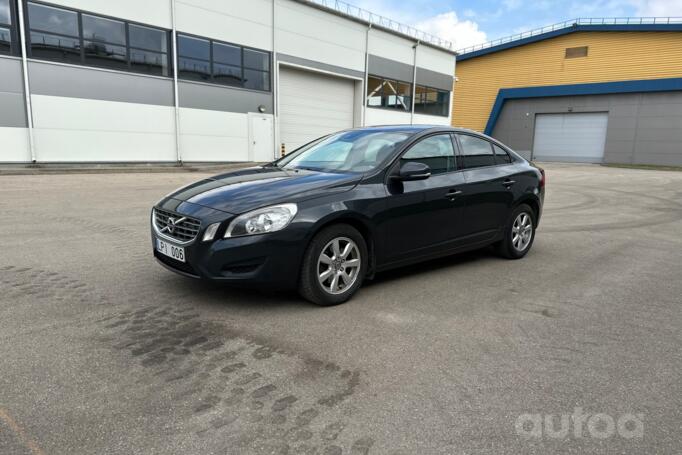 Volvo S60 2 generation Sedan