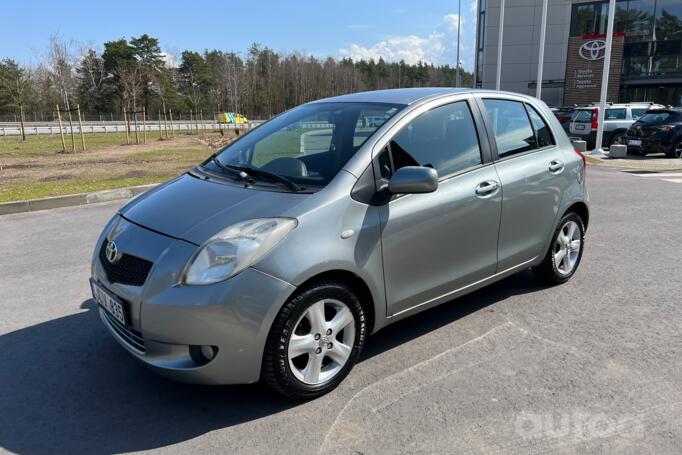 Toyota Yaris 2 generation