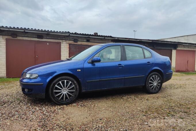 SEAT Toledo 2 generation Sedan