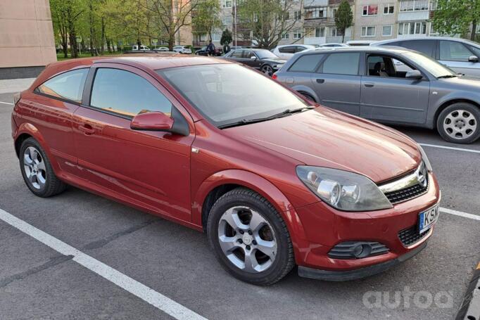 Opel Astra H Hatchback