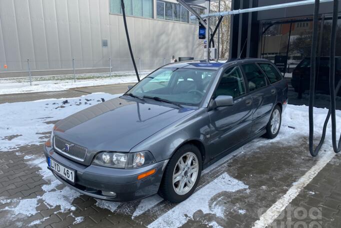 Volvo V40 1 generation [2th restyling] wagon