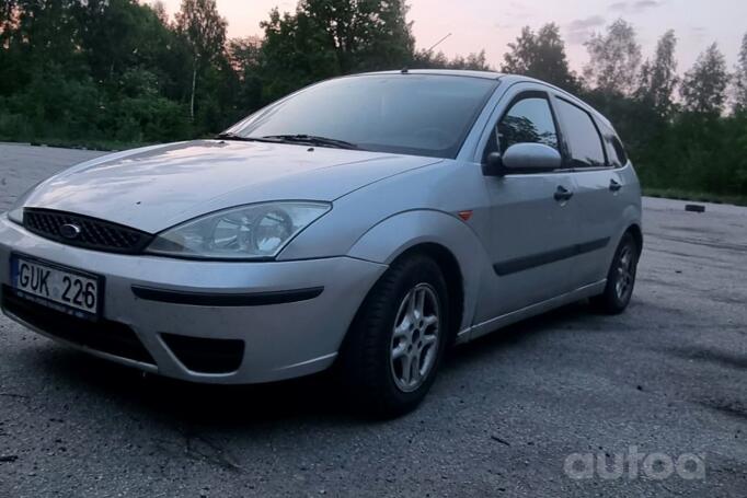 Ford Focus 1 generation [restyling] Hatchback 5-doors