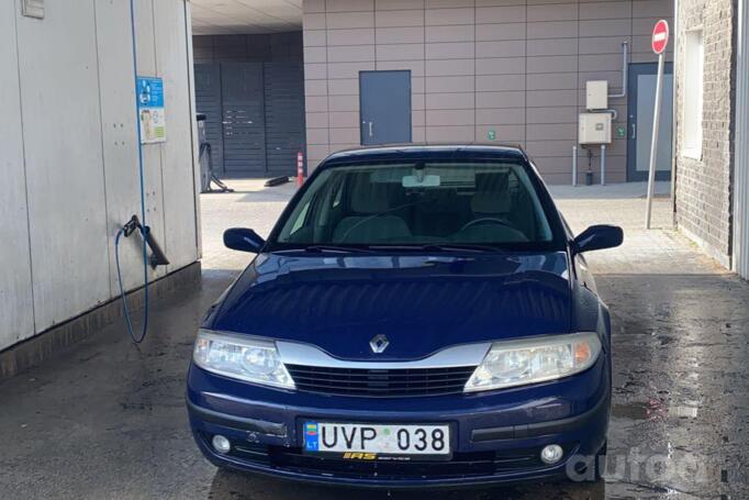Renault Laguna 2 generation Liftback