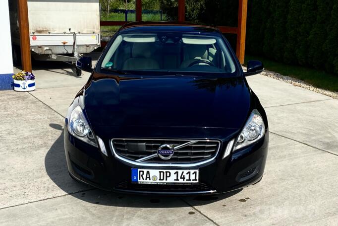 Volvo S60 2 generation Sedan
