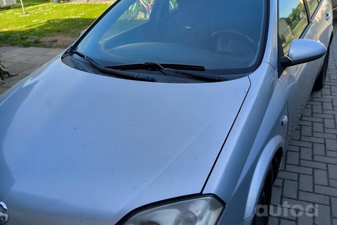 Nissan Primera P12 Sedan 4-doors