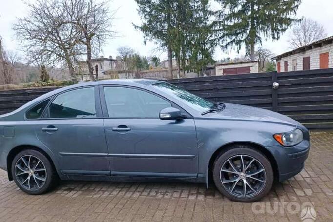 Volvo S40 2 generation Sedan