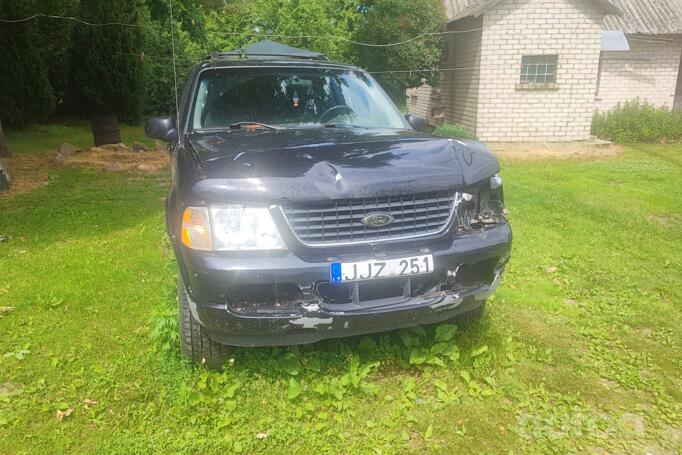 Ford Explorer 3 generation SUV