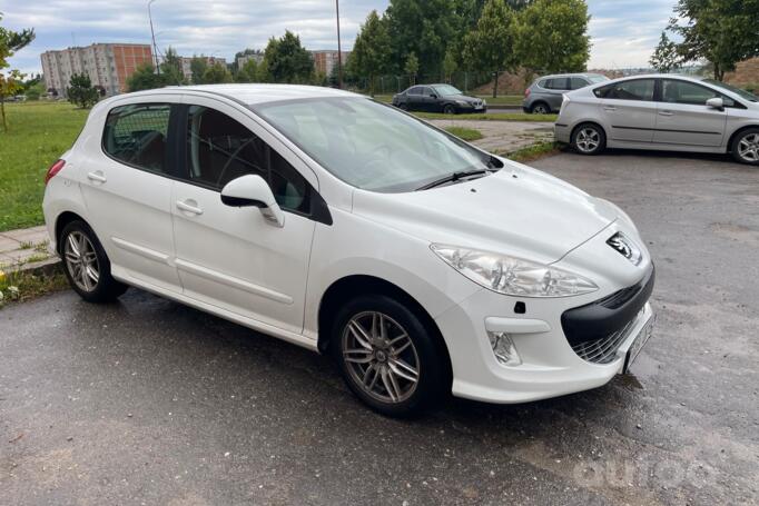 Peugeot 308 T7 [restyling] Hatchback