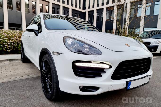 Porsche Cayenne 958 Crossover