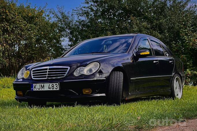 Mercedes-Benz C-Class W203/S203/CL203 Sedan