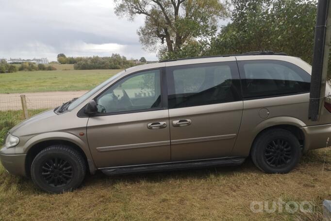 Chrysler Voyager 4 generation [restyling] Minivan Grand