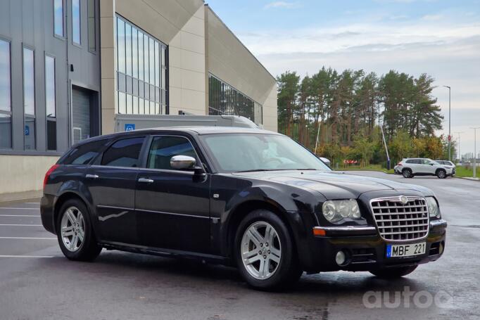 Chrysler 300C 1 generation wagon