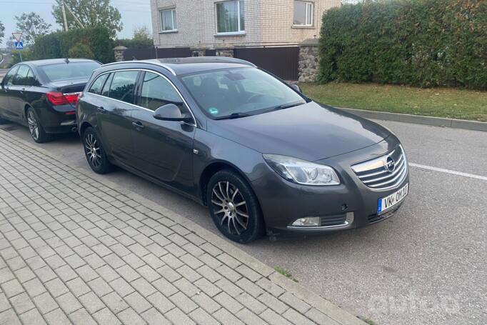 Opel Insignia A Sports Tourer wagon 5-doors