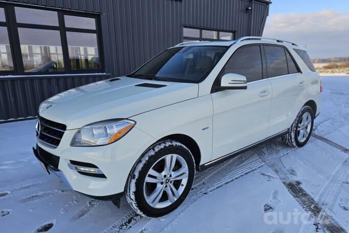 Mercedes-Benz M-Class W166 Crossover 5-doors