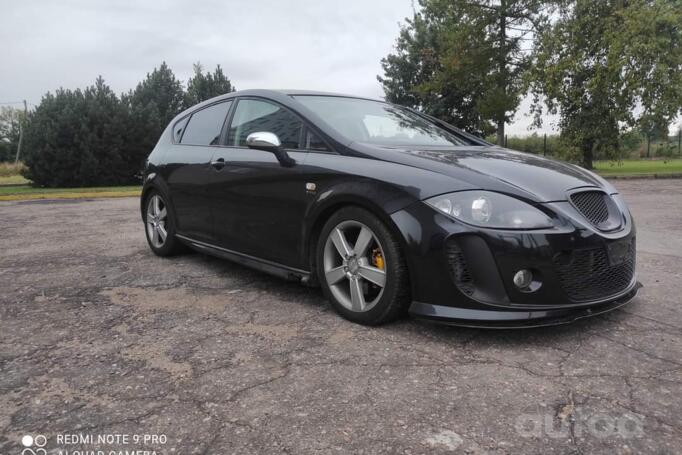 SEAT Leon 2 generation Hatchback 5-doors