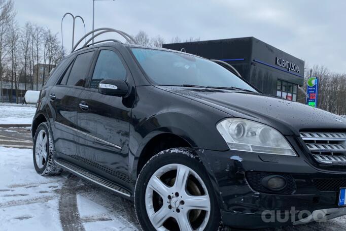 Mercedes-Benz M-Class W164 Crossover 5-doors