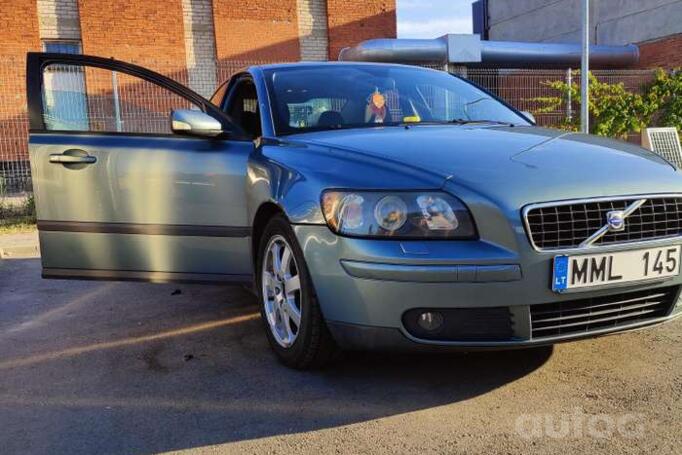 Volvo S40 2 generation Sedan