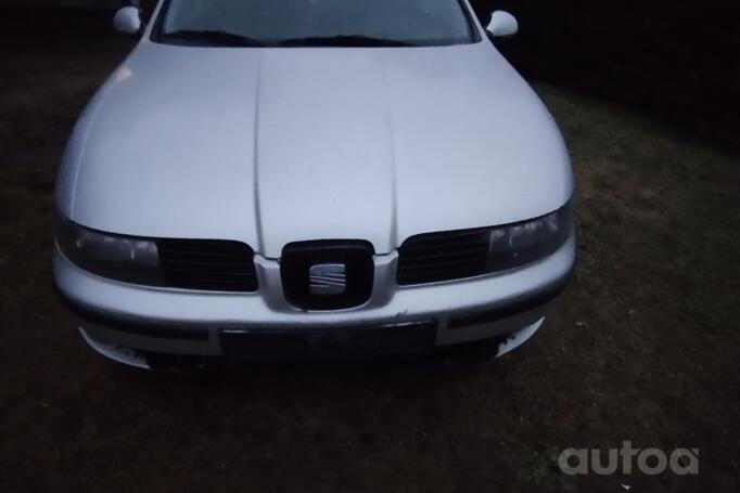 SEAT Leon 1 generation Hatchback