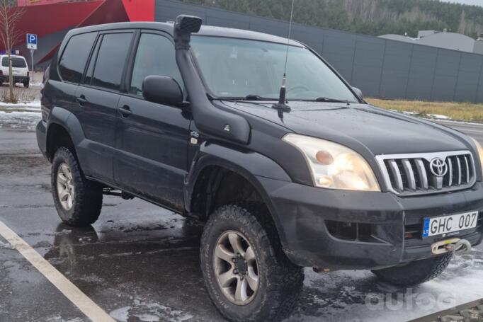 Toyota Land Cruiser Prado J120 SUV 5-doors