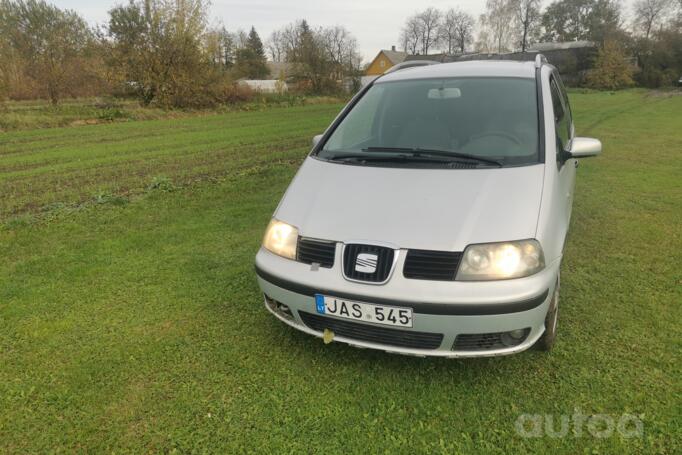 SEAT Alhambra 1 generation [restyling] Minivan