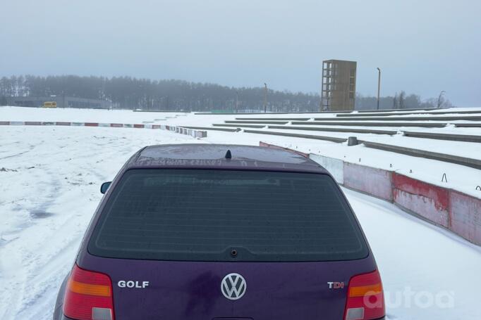 Volkswagen Golf 4 generation Hatchback 5-doors