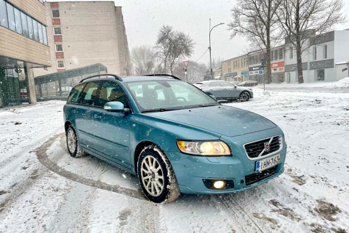 Volvo V50 1 generation [restyling]