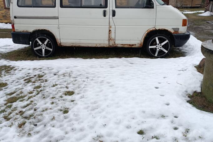 Volkswagen Transporter T4 Minivan 4-doors