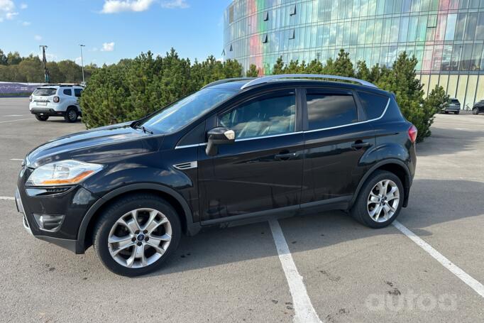 Ford Kuga 1 generation Crossover