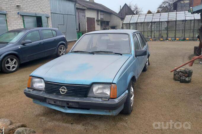 Opel Ascona B Sedan 4-doors